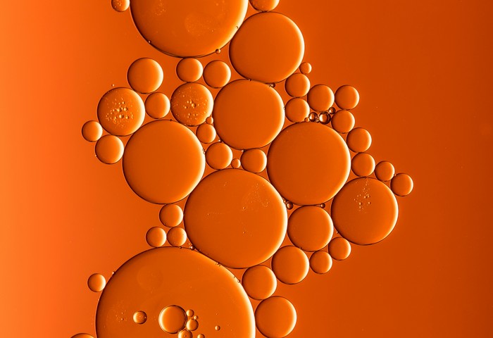 Oil macro